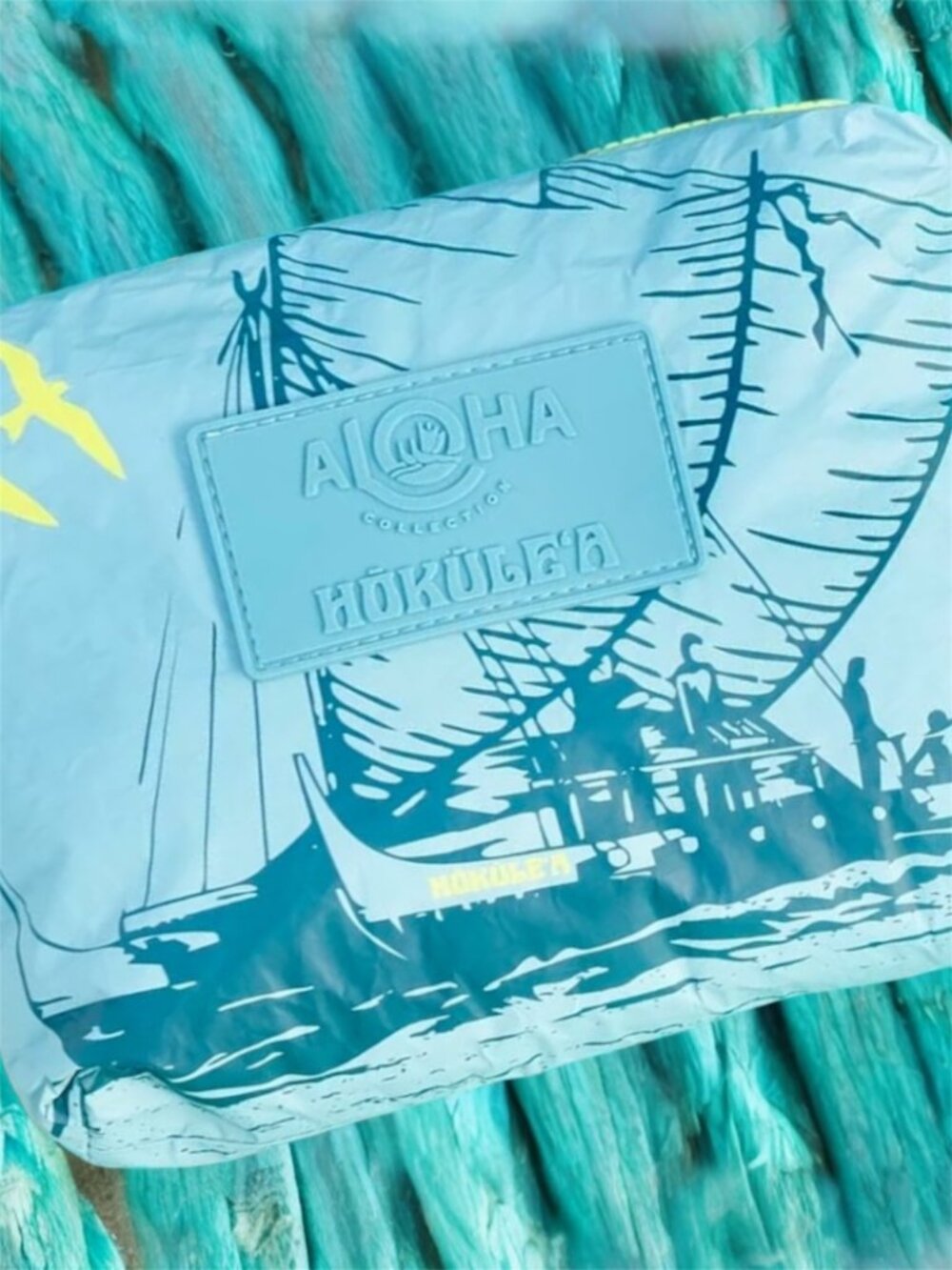 ALOHA Collection—Small Pouch—Limited Edition Hōkūleʻa *NWT* - Picture 5 of 10